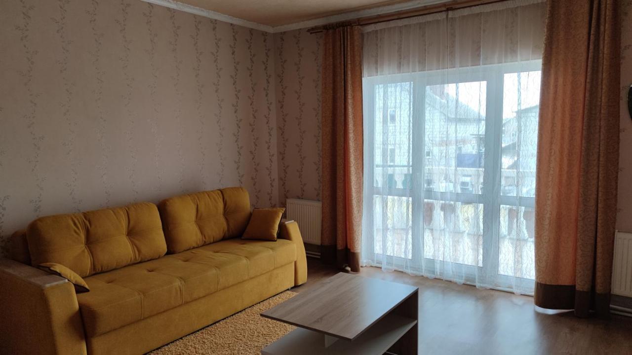 Дом С Бассейном И Сауной Villa Boriszpil Kültér fotó