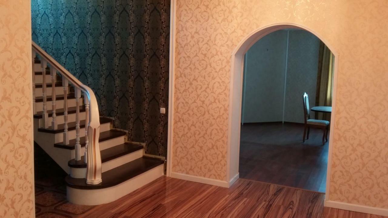 Дом С Бассейном И Сауной Villa Boriszpil Kültér fotó