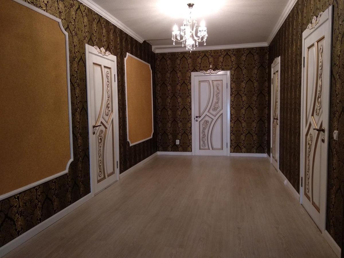 Дом С Бассейном И Сауной Villa Boriszpil Kültér fotó